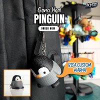 Gantungan Kunci Pinguin Rajut
